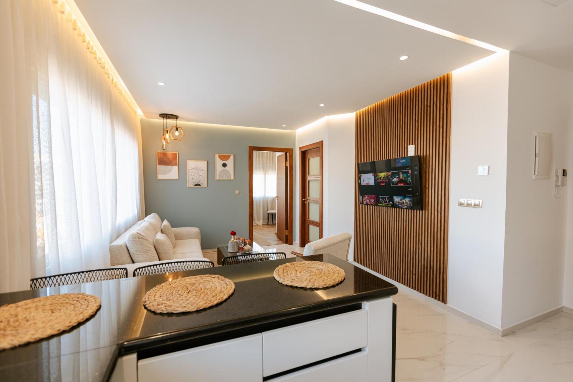 Marina View Residence Luxurious Studio Retreat With Stunning Ocean Views 1 Double Bedroom, 1 Convertible Couch Tánger Exterior foto